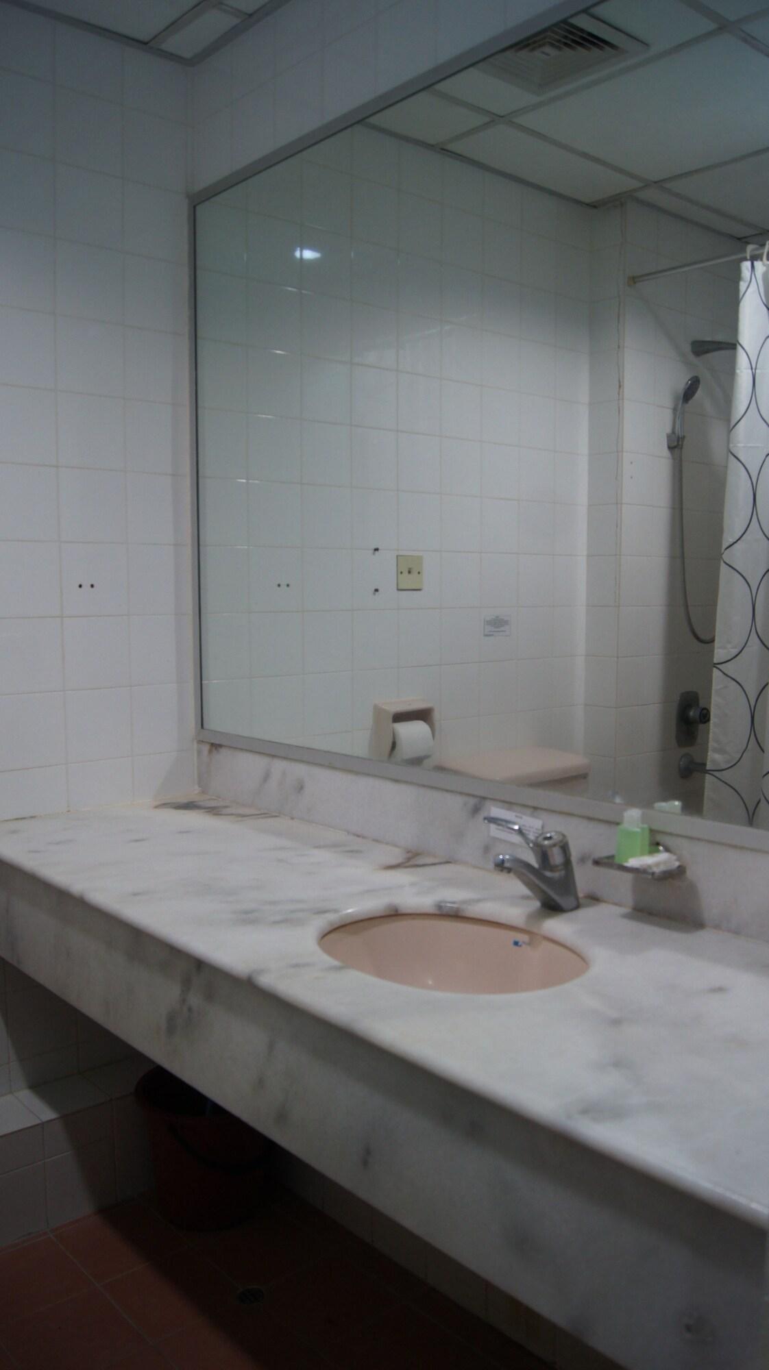 Hotel Hsiang Garden Sandakan Ngoại thất bức ảnh